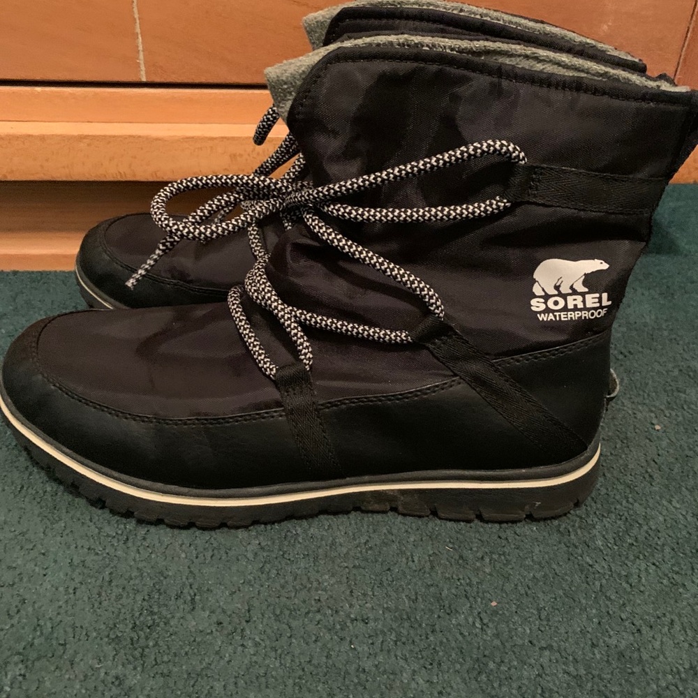 Sorel Snow Boots Black Women’s 10.5